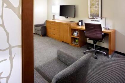 Hyatt Place Cleveland/Lyndhurst/Legacy Village - image 5