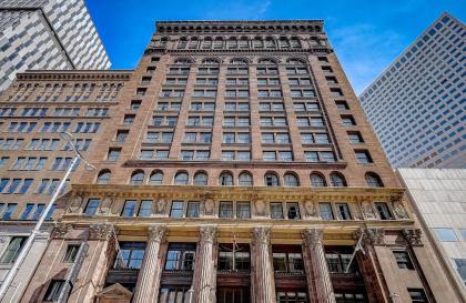 Frontdesk I Lofts at 629 Euclid Downtown Cleveland - image 17