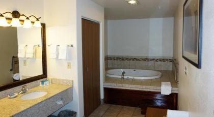 Best Western Grande River Inn & Suites - image 14