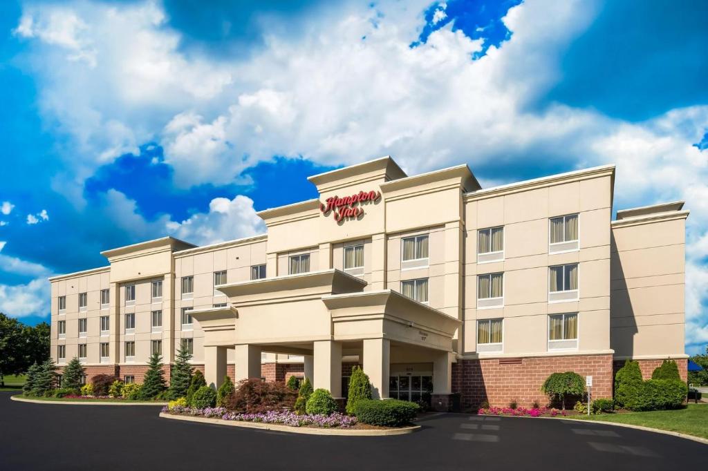 Hampton Inn Clifton Park - main image