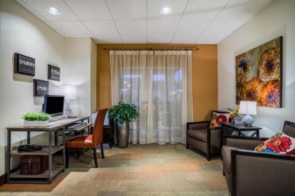 Hampton Inn Clifton Park - image 10