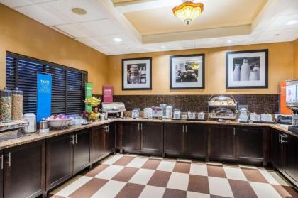 Hampton Inn Clifton Park - image 11