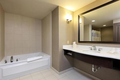 Hilton Garden Inn Clifton Park - image 12