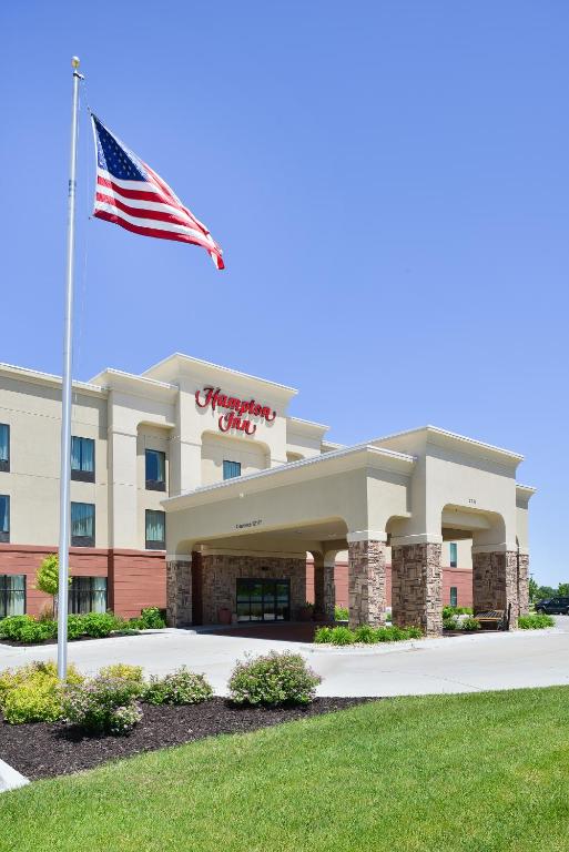 Hampton Inn Clinton - main image