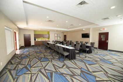 Holiday Inn Express Hotel & Suites Clinton an IHG Hotel - image 3