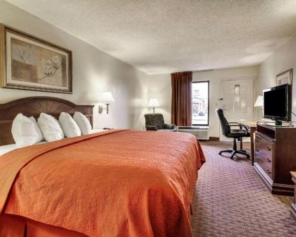 Quality Inn Clinton - image 11