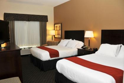 Holiday Inn Express & Suites Clinton an IHG Hotel - image 10