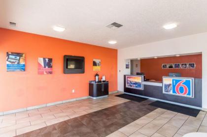 Motel 6-Clinton OK - image 14