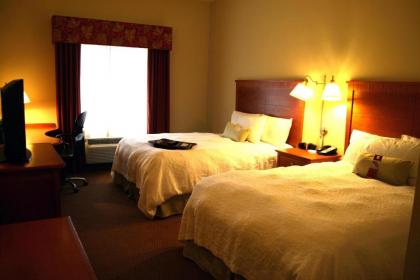 Hampton Inn Clinton - image 12