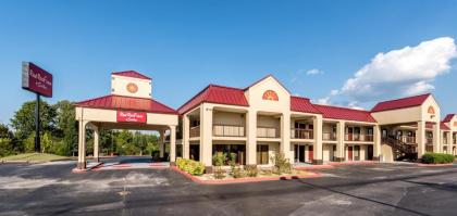 Red Roof Inn & Suites Clinton - image 14