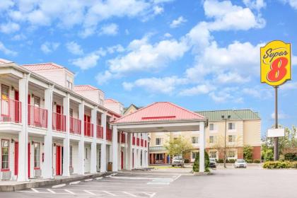 Super 8 by Wyndham Clinton Clinton Tennessee