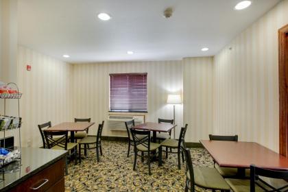 Cobblestone Inn & Suites - Clintonville - image 11