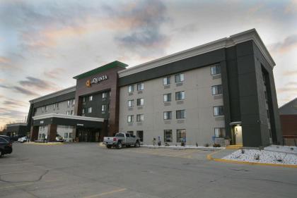 Hotel in Clive Iowa