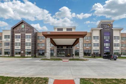 mainStay Suites Waukee West Des moines Iowa