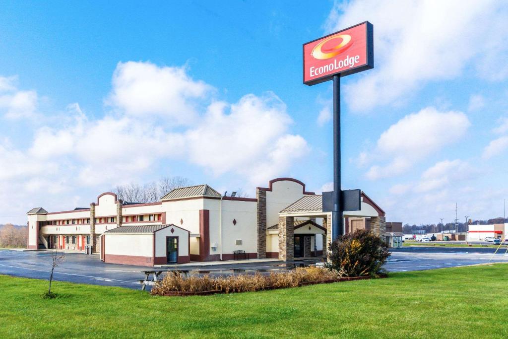 Econo Lodge Cloverdale - main image