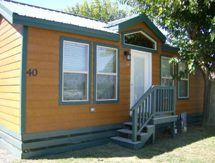 Pacific City Camping Resort Cottage 1 - image 1