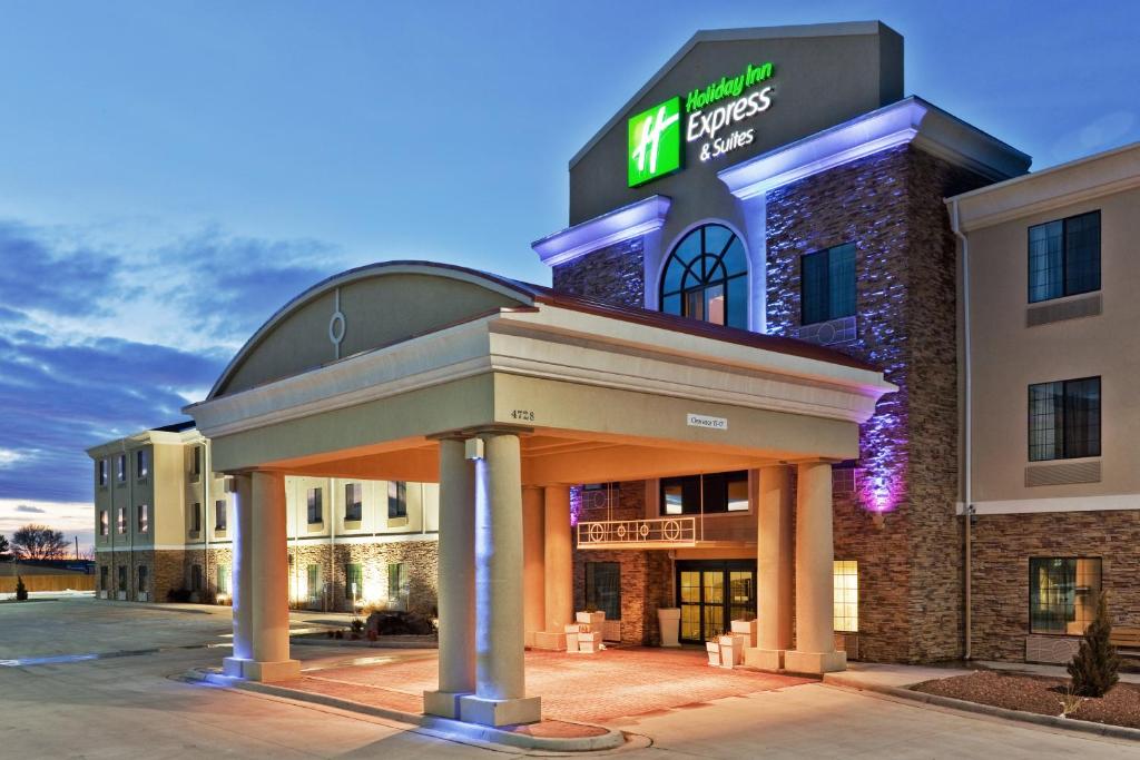 Holiday Inn Express & Suites Clovis an IHG Hotel - main image