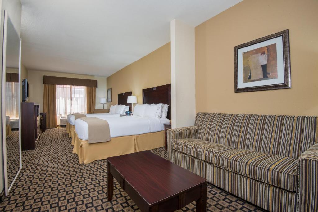 Holiday Inn Express & Suites Clovis an IHG Hotel - image 5