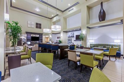 Hampton Inn and Suites Lake Jackson-Clute - image 5