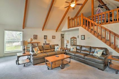 Mudge Ranch Retreat with Loft 17 Min to Bass Lake! - image 3