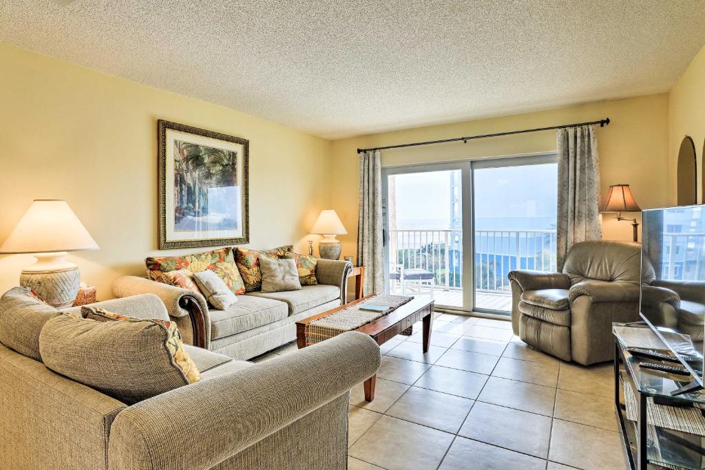 Oceanfront Cocoa Beach Condo with View -Walk to Pier! - image 7