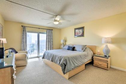 Oceanfront Cocoa Beach Condo with View -Walk to Pier! - image 8