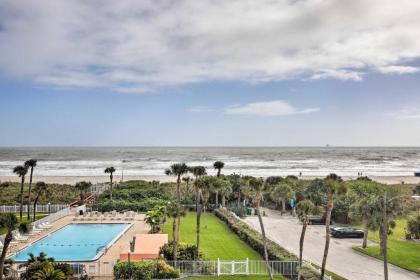 Oceanfront Cocoa Beach Condo with View -Walk to Pier! - image 9