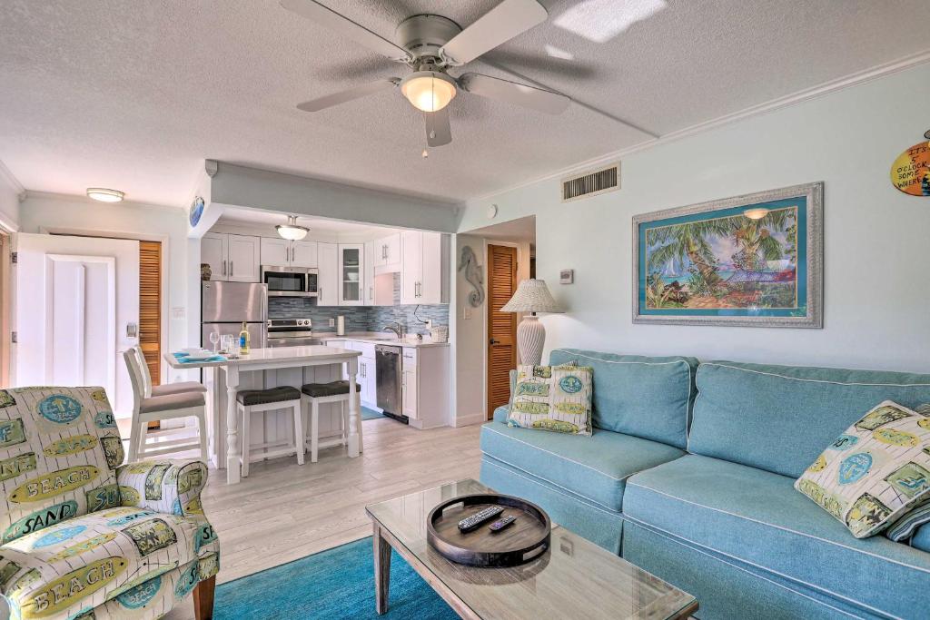 Cozy Escape at Waterfront Cocoa Beach Complex - image 7