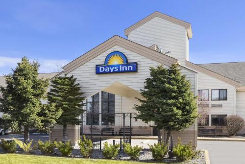 Days Inn by Wyndham Coeur d'Alene - main image