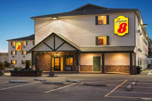 Super 8 by Wyndham Coeur d'Alene - main image