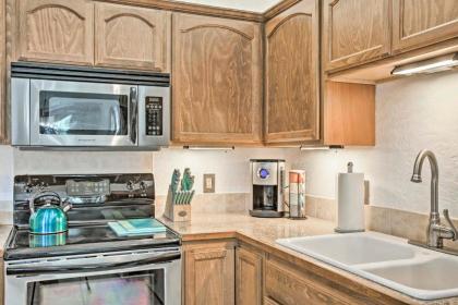 Modern Coeur dAlene Getaway Condo Walk Downtown! - image 10