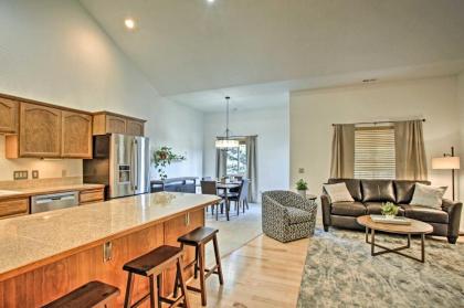 Modern Coeur dAlene Getaway Condo Walk Downtown! - image 8