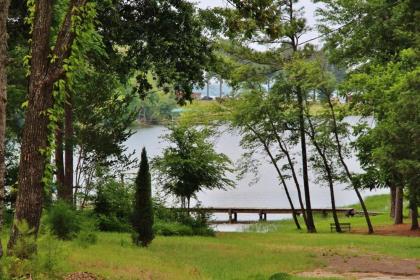 Frankston Home with Deck and Fishing on Lake Palestine! - image 2