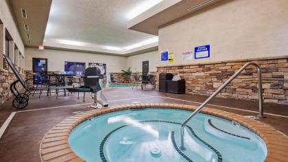 SureStay Plus Hotel by Best Western Coffeyville - image 7