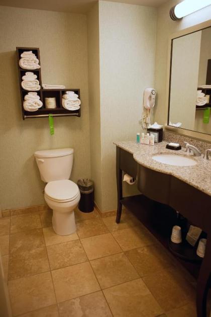 Hampton Inn Colby - image 12