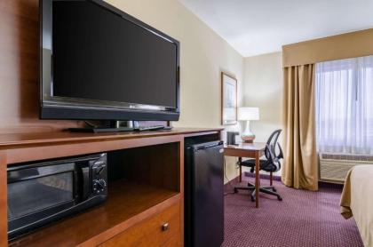 Comfort Inn Colby - image 12