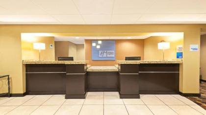 Holiday Inn Express Hotel & Suites Colby an IHG Hotel - image 10