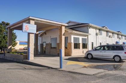 Motel 6-Colby KS - image 8