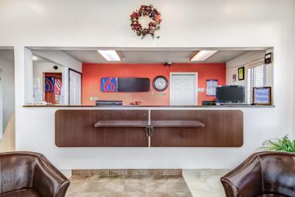 Motel 6-Colby KS - image 9