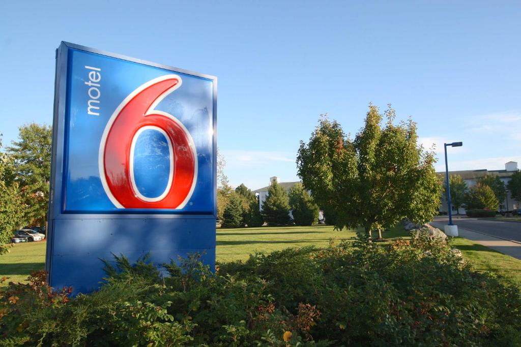 Motel 6-Colchester VT - Burlington - main image