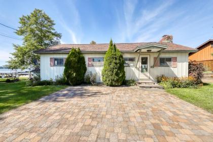 Thayer Beach Front Home - image 15