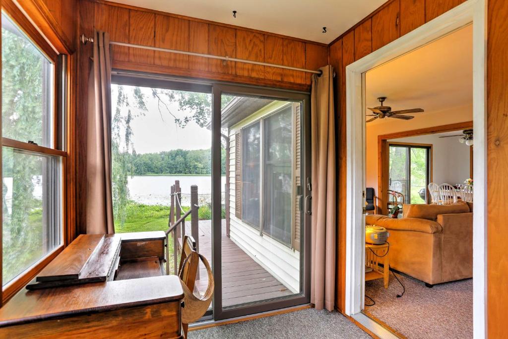 Waterfront Cottage with Deck and Dock on Dragon Lake! - image 4