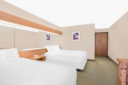 Microtel Inn & Suites by Wyndham Colfax - image 13