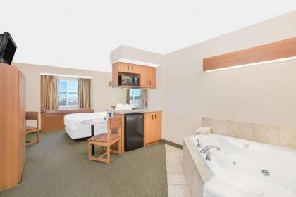 Microtel Inn & Suites by Wyndham Colfax - image 14