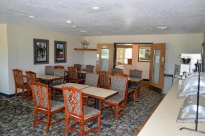 Colfax Inn - image 3