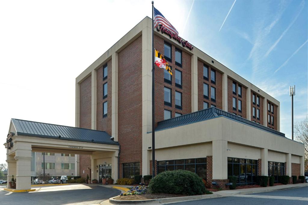 Hampton Inn College Park - main image