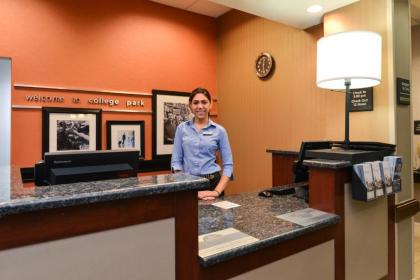 Hampton Inn College Park - image 14