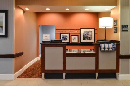 Hampton Inn College Park - image 20