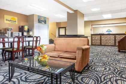 Days Inn by Wyndham College Park - image 10