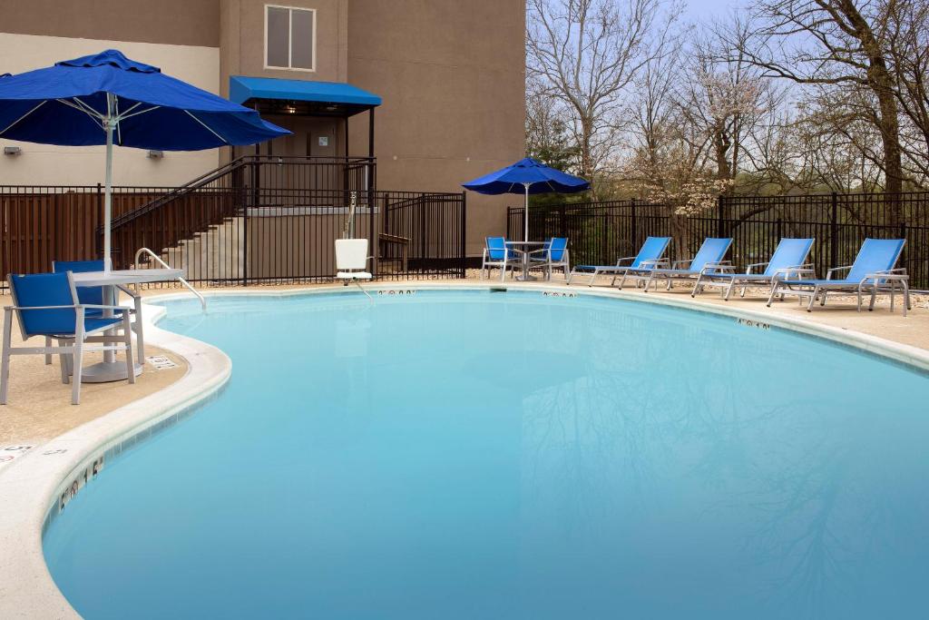 Holiday Inn Express & Suites College Park - University Area an IHG Hotel - image 3